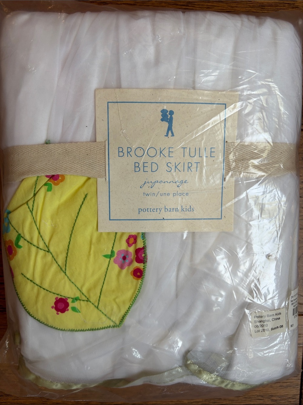 NWT Pottery Barn Kids "Brooke" Tulle Twin Bedskirt w/Ribbon Trim